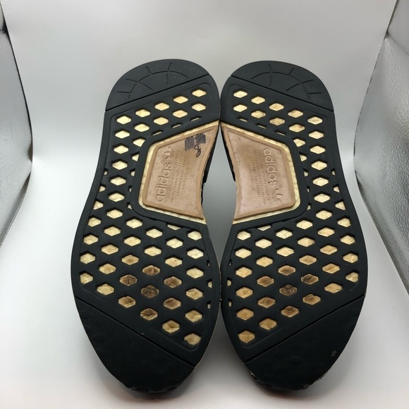Adidas Boost NMD R1 womens sneakers size 6.5 - Picture 7 of 9
